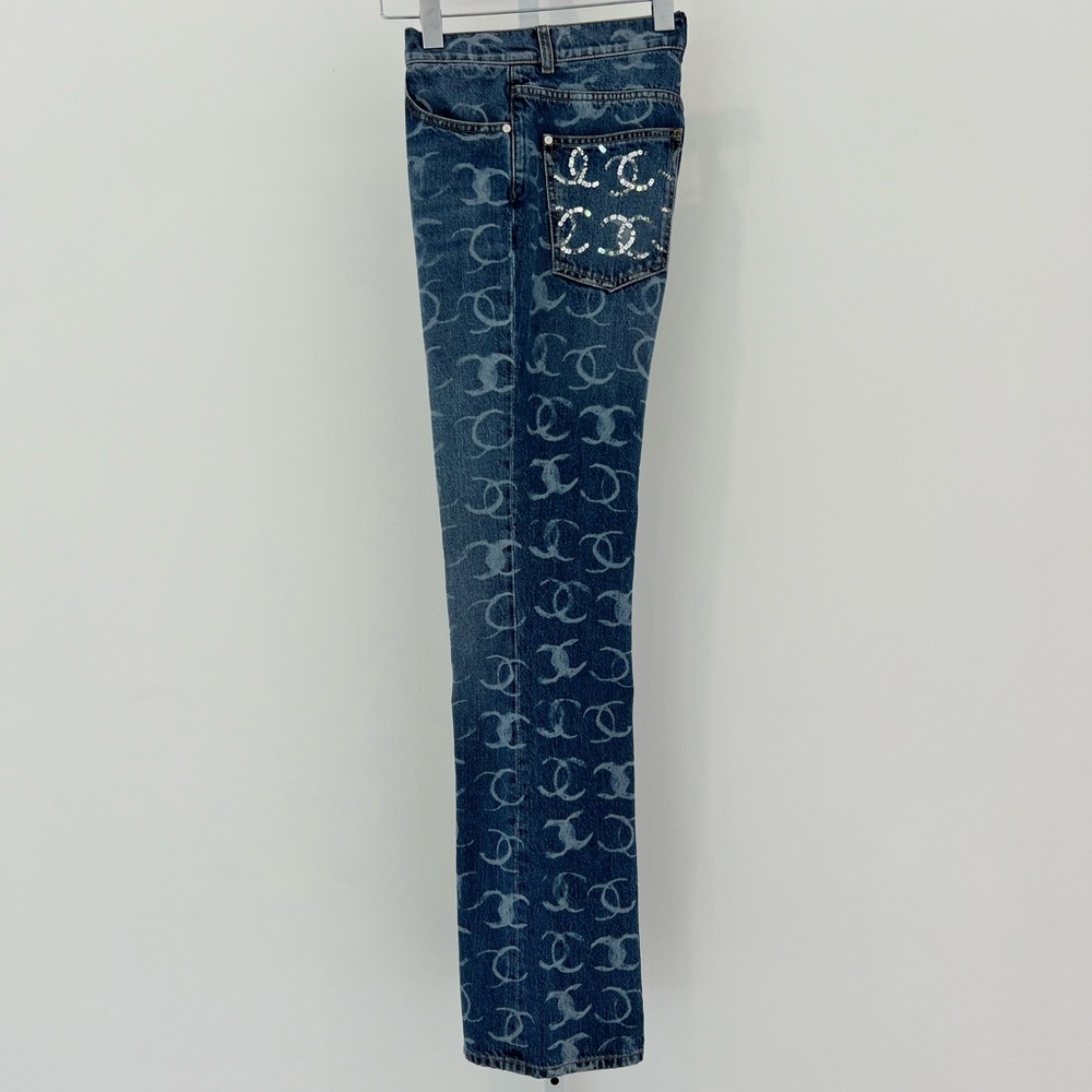 CHANEL 23N CC DARK BLUE SILVER SEQUINS BOOT CUT JEANS SIZE FR 36 / US 4 NWTS! - Picture 4 of 16